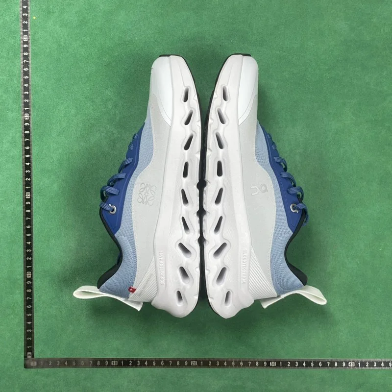 Loewe Sneakers