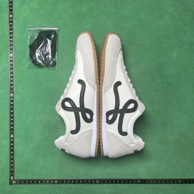 Loewe Sneakers