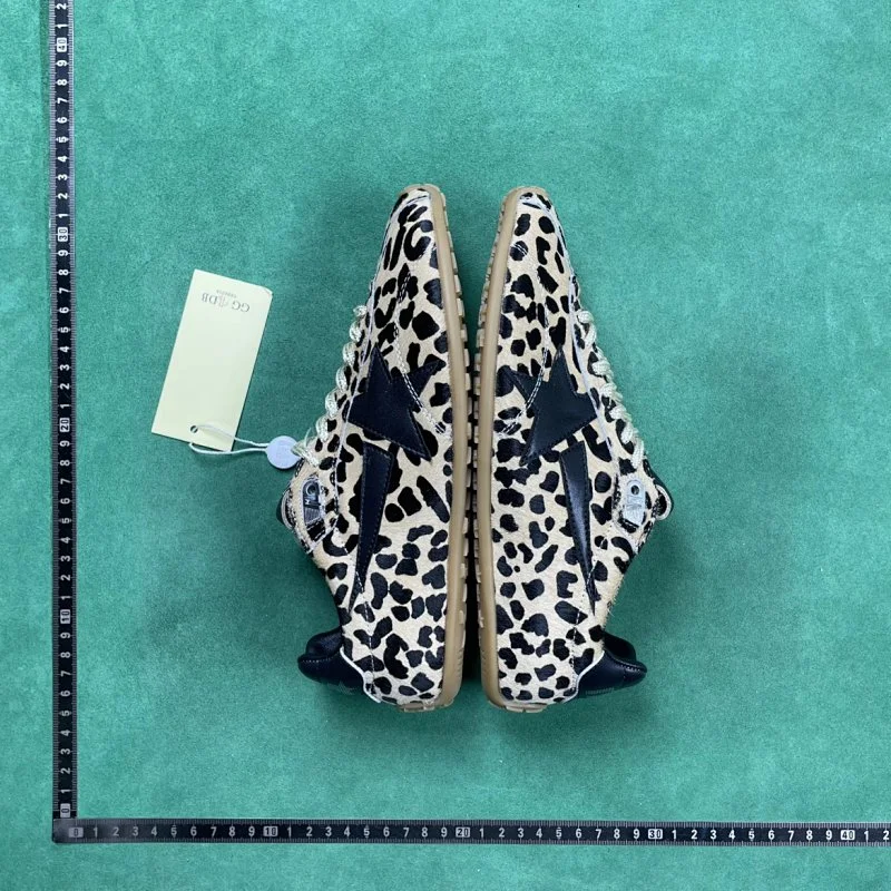 Golden Goose Sneakers