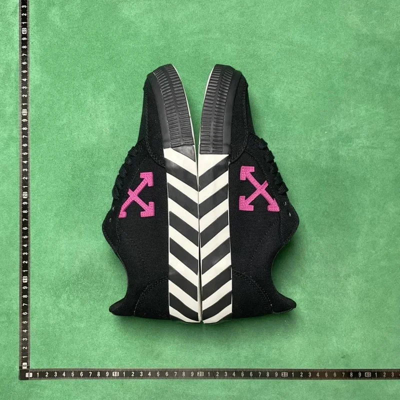 Off-White Sneakers