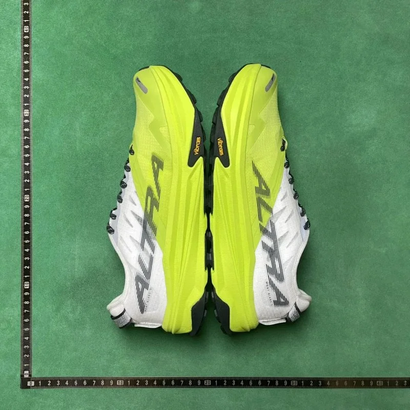 Altra Sneakers