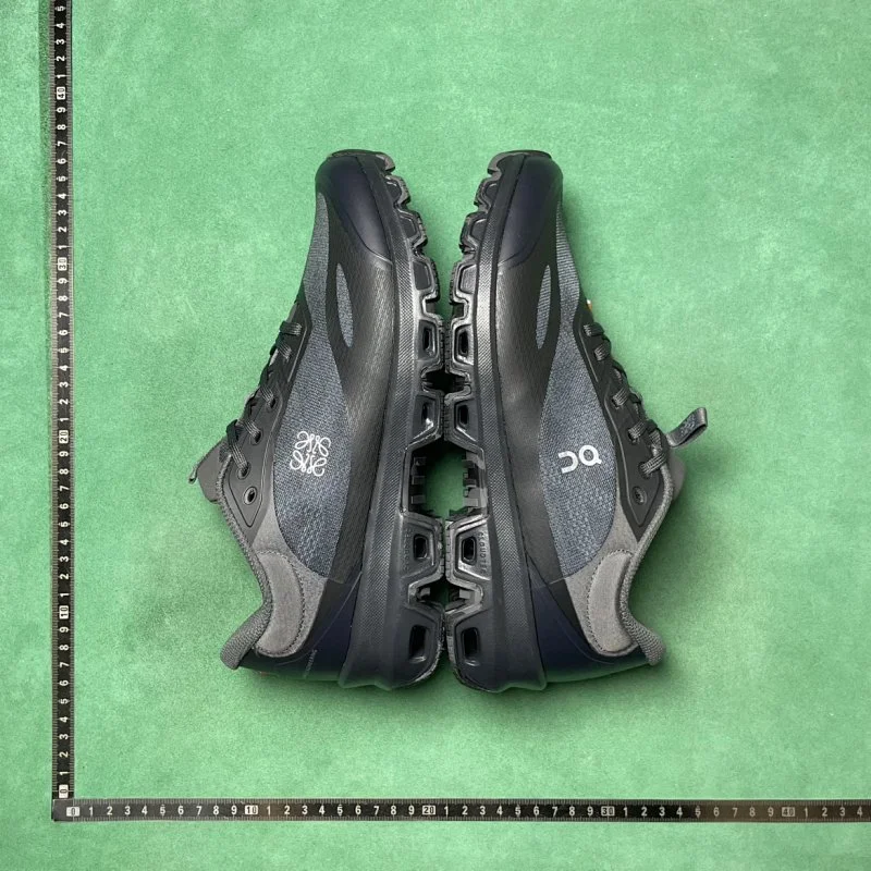 Loewe Sneakers