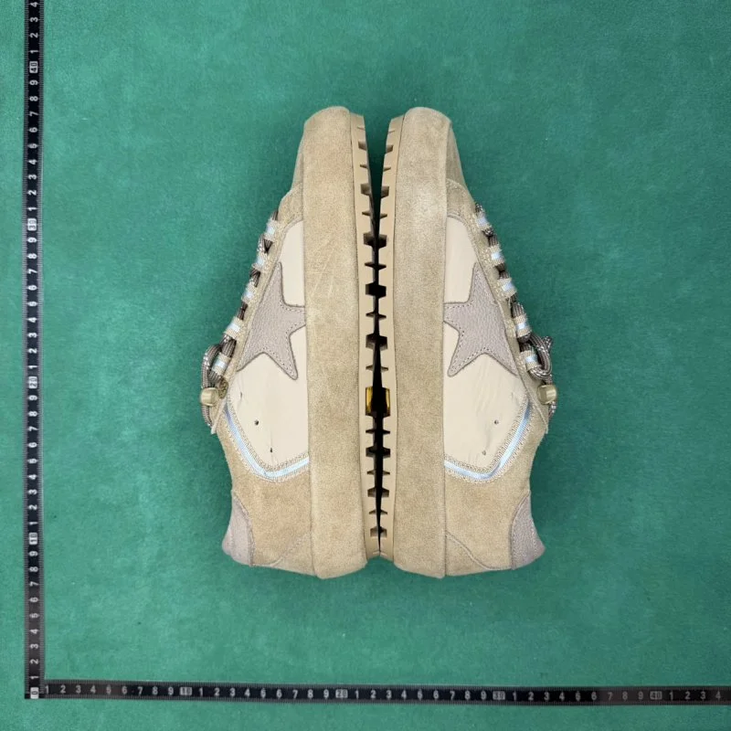 Golden Goose Sneakers