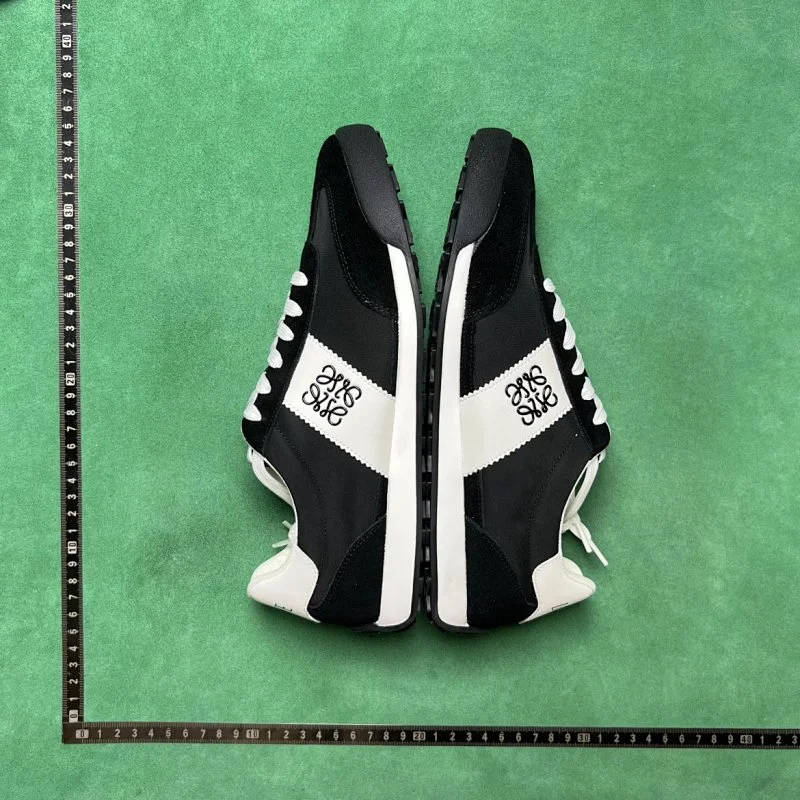 Loewe Sneakers