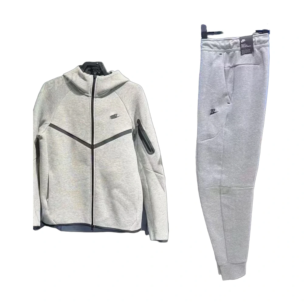 Nike Tech Fleece