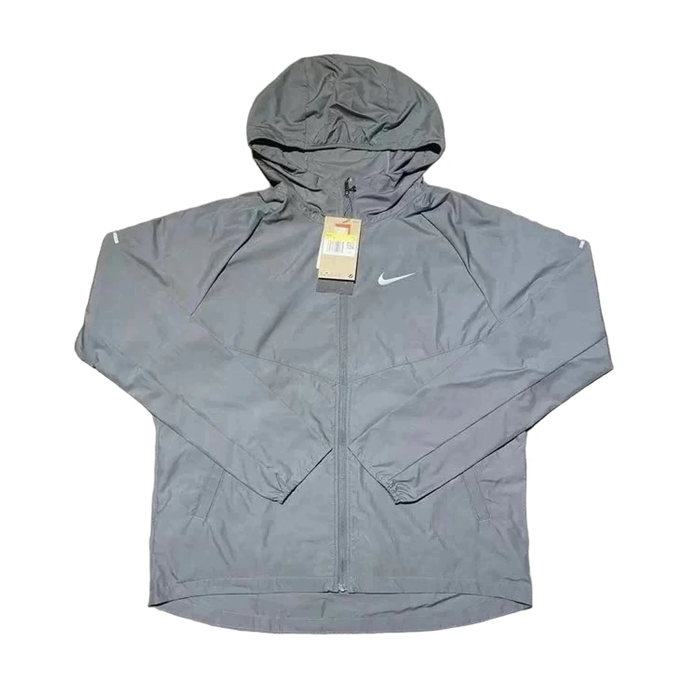 Nike Essential Hooded Running Jacket