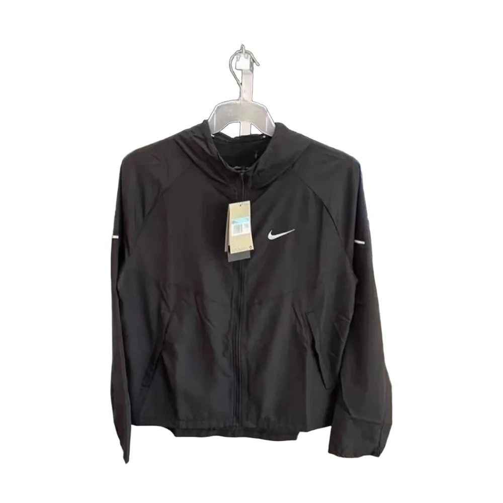 Nike Repel