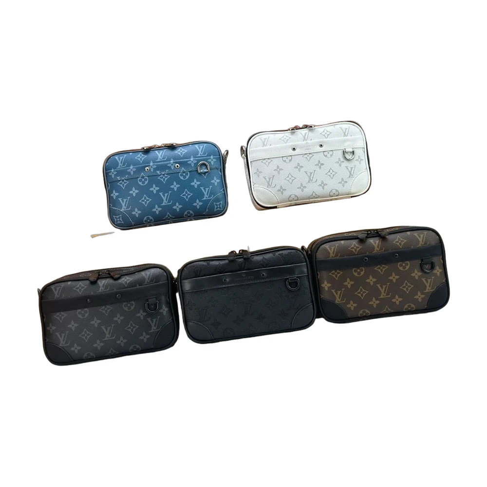 Louis Vuitton Nil Messenger