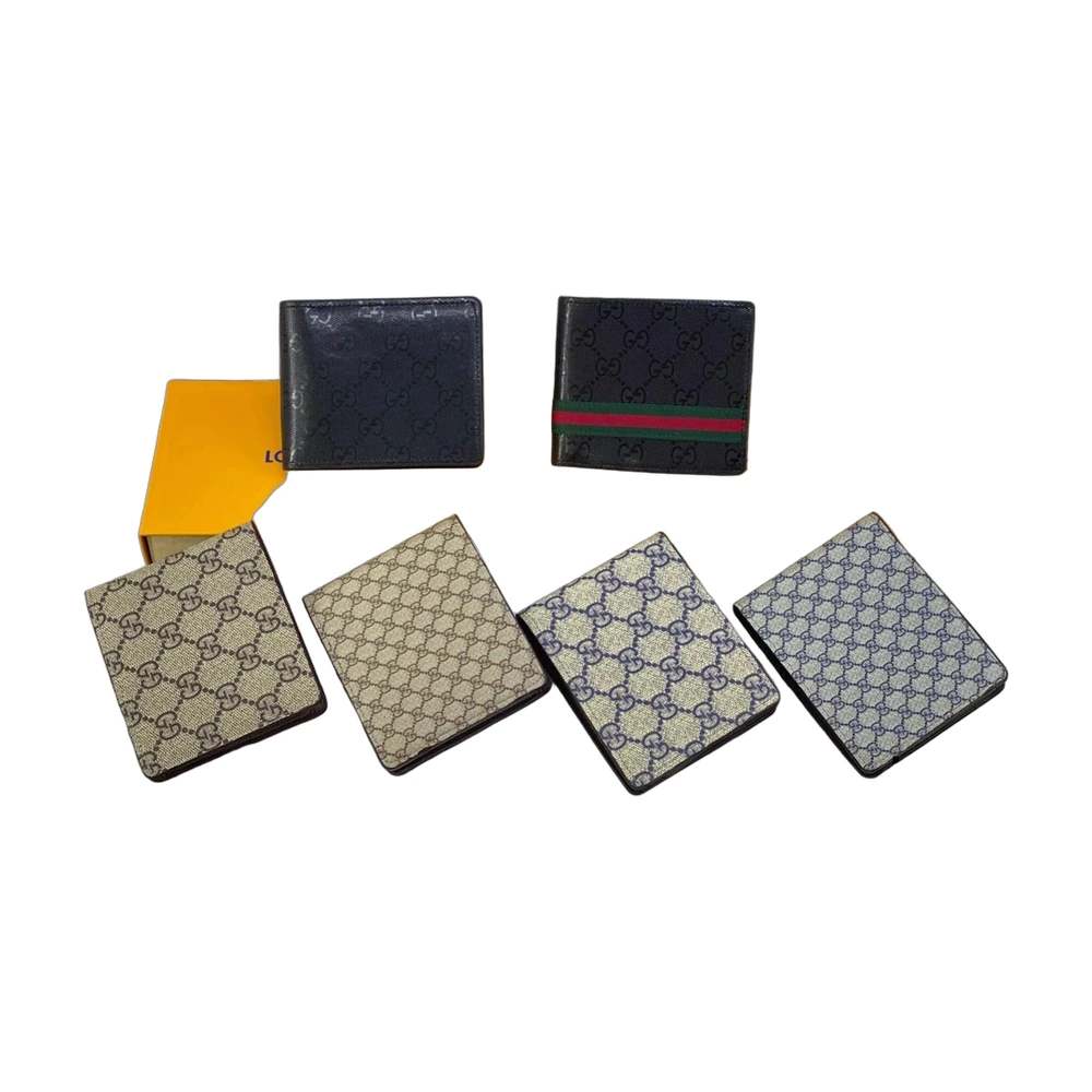 Gucci Gg Supreme Bifold