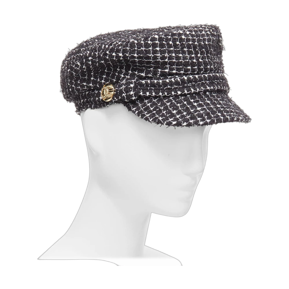 Chanel CC Logo Newsboy Cap (Black & White Set)