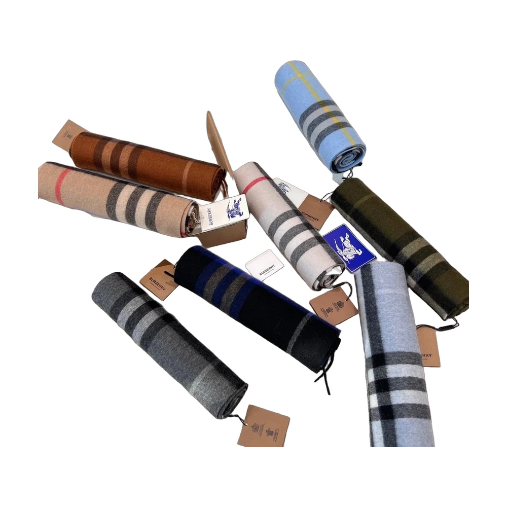 Burberry Check Scarf Set