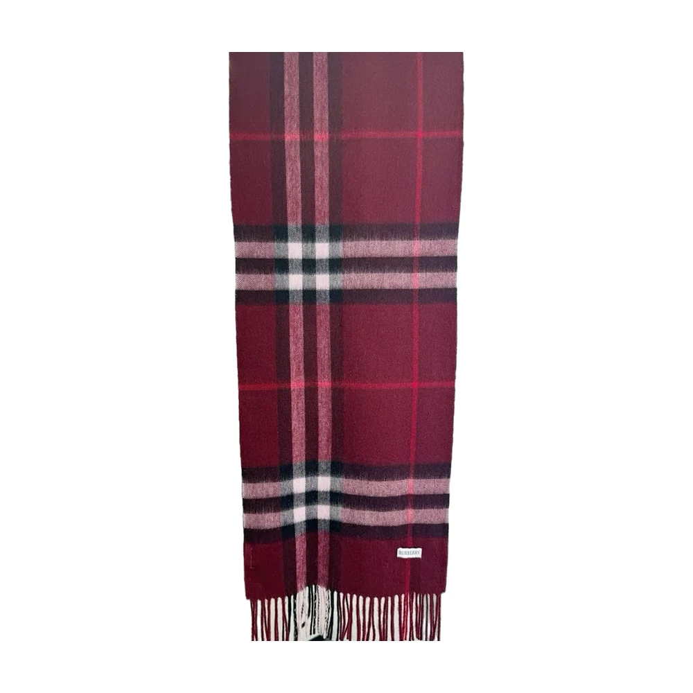Burberry Giant Check