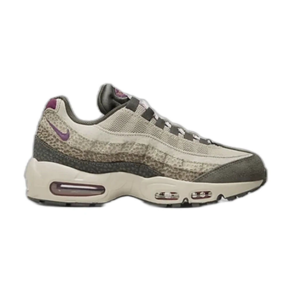 Nike Air Max 95 (Multiple Colorways)
