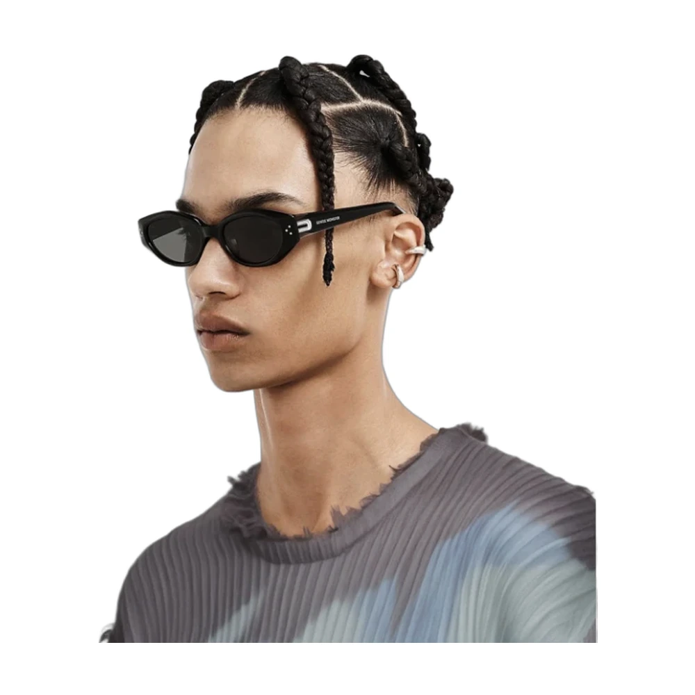 Black Cat-Eye Sunglasses