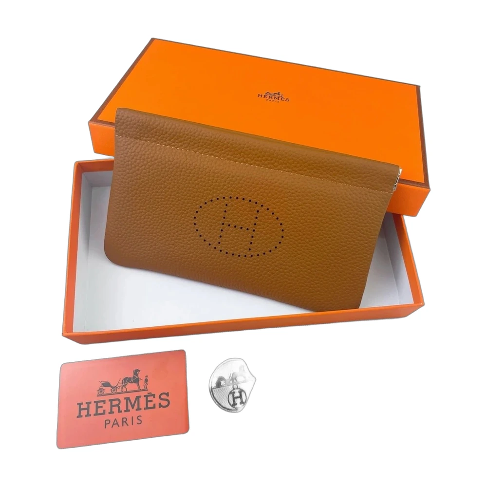 Hermès Evelyne Perforated Card Pouch Tan