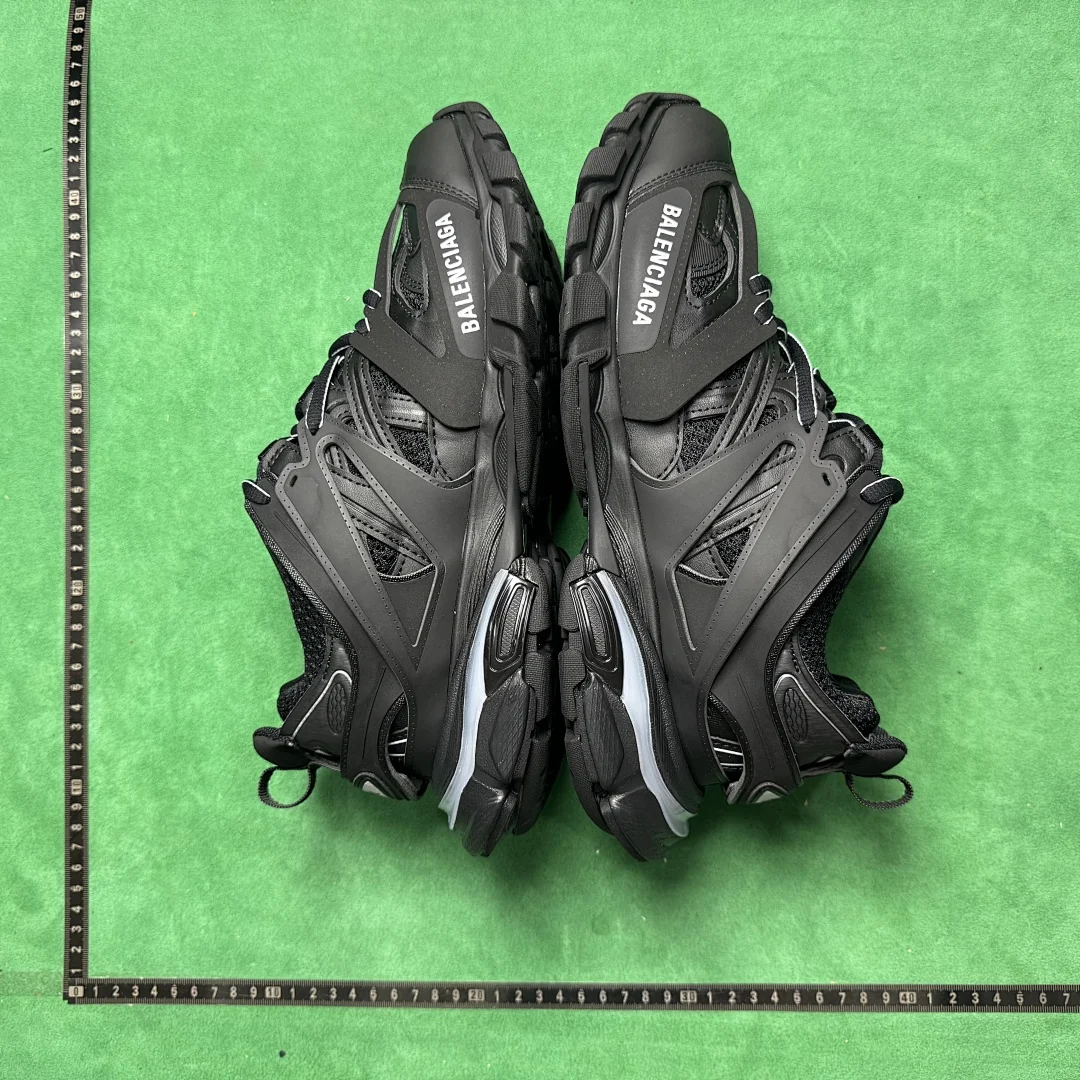 Balenciaga Track