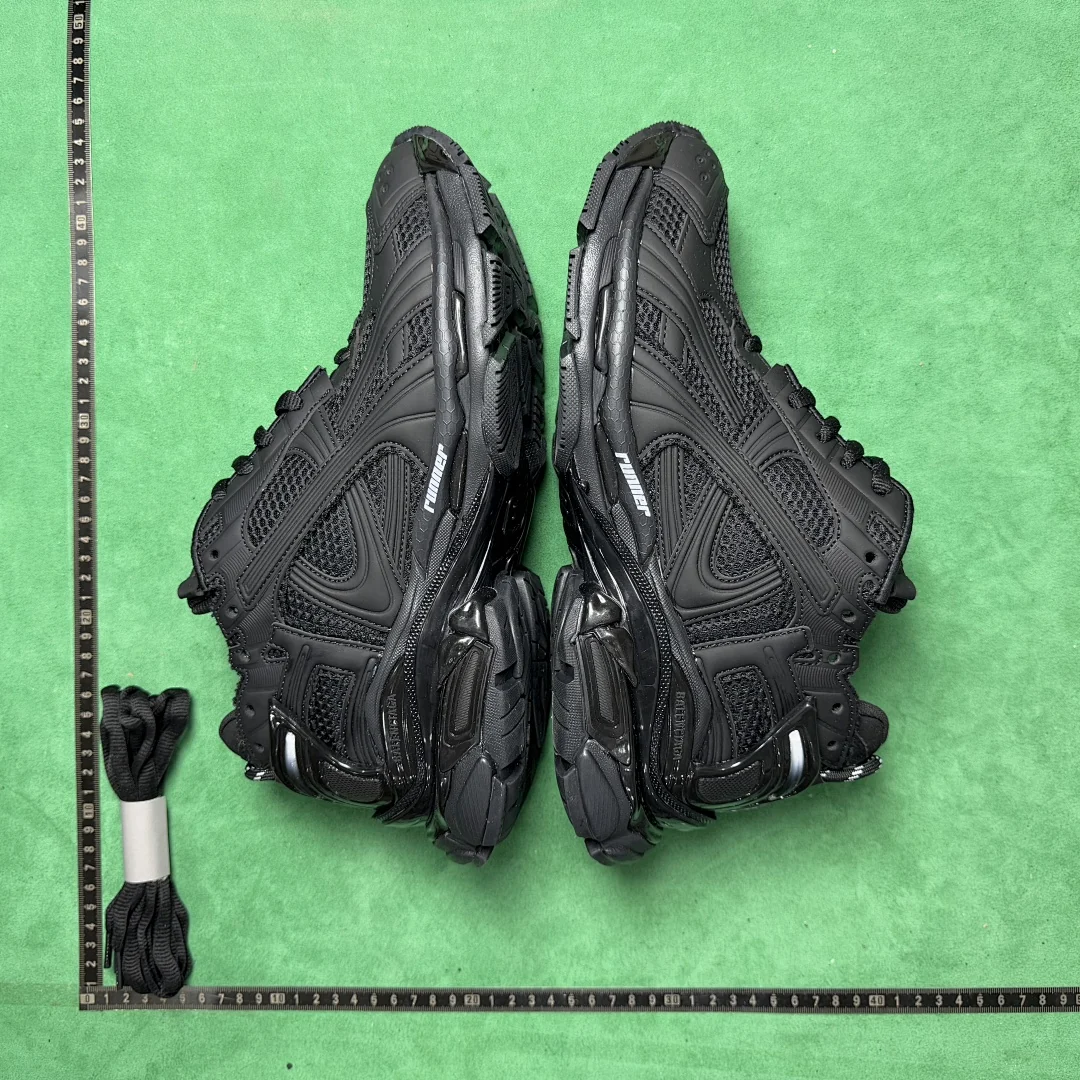 Balenciaga Track