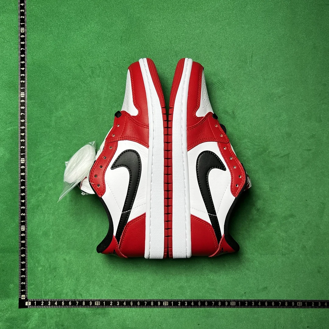 Air Jordan 1 Chicago