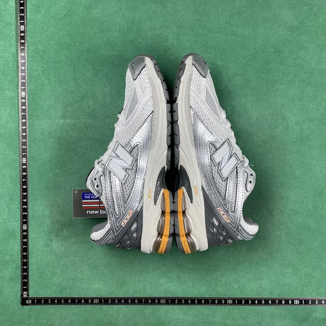 New Balance 1906r