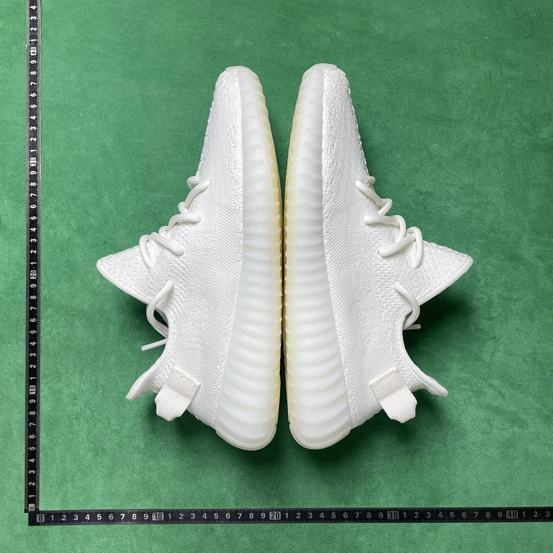 Yeezy Sneakers