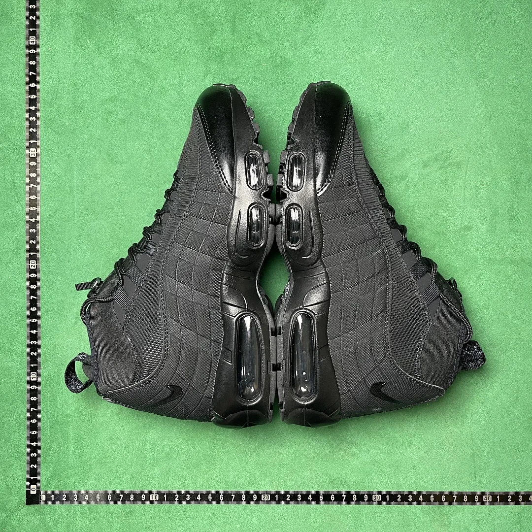 Nike Shox R4