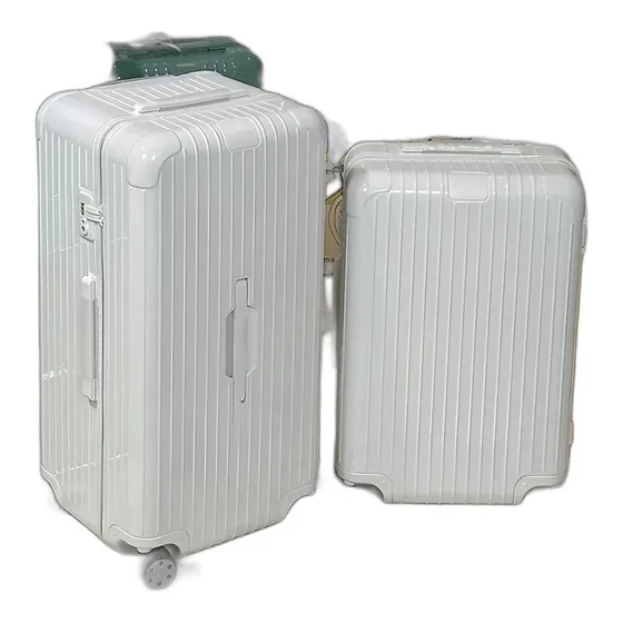 RIMOWA Grooved Hardshell Trolley Luggage